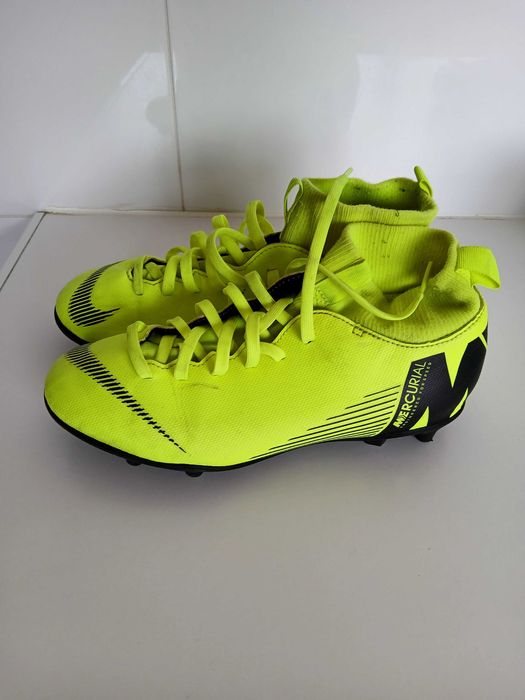 Chuteiras mercurial nike - tamanho 38