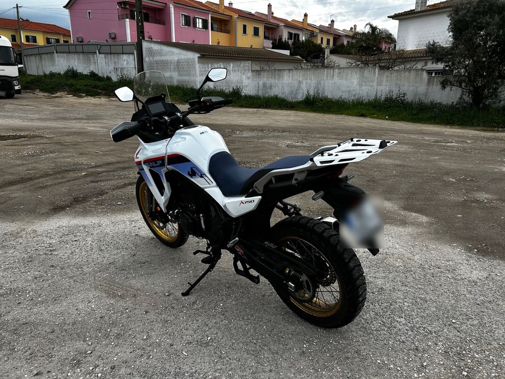 Honda Transalp 750