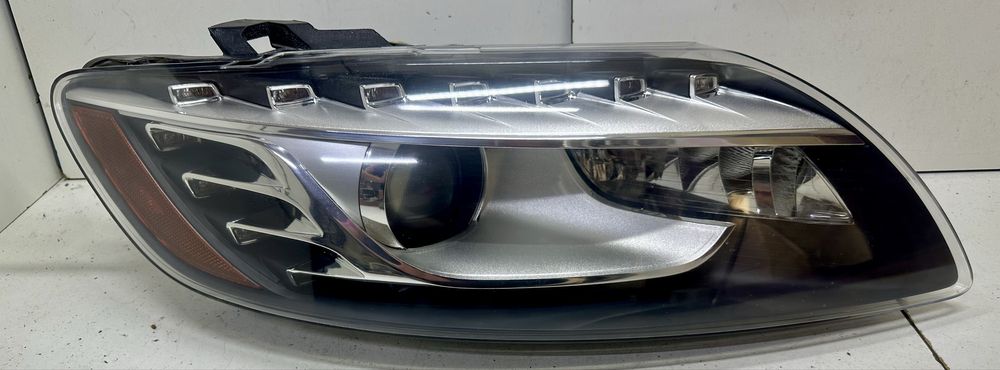 Фара правая Audi Q7 4L USA 2010-2015 год 4L0941004AL