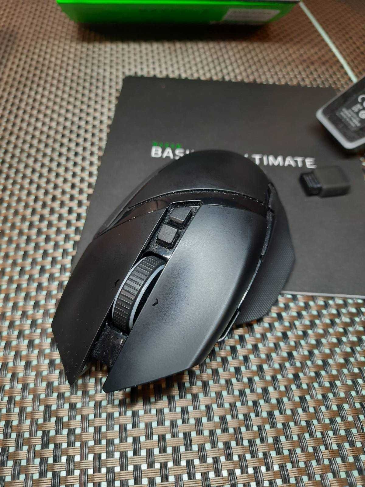 RAZER Basilisk Ultimate HyperSpeed ​​с док-станцией для зарядки