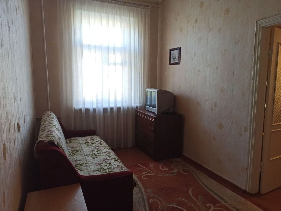 2к, центр , меблі ,техніка