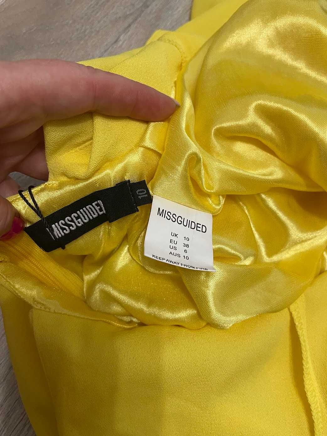 Ромпер жіночий яскраво-жовтий Missguided