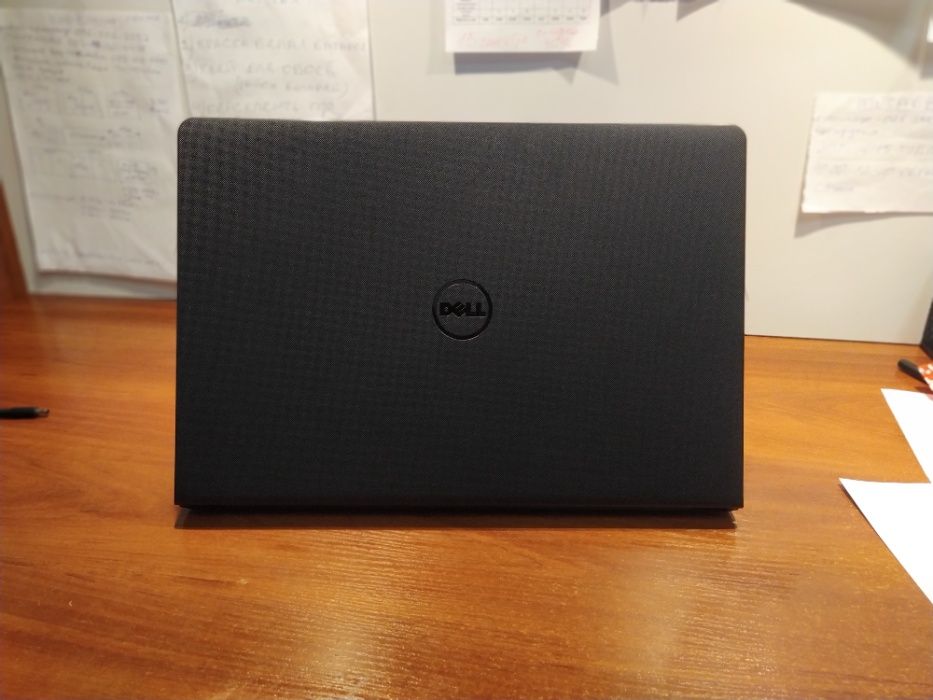 Ноутбук Dell 3567 (ОЗУ 16gb, Radeon R5 2Gb, SSD 512gb, Intel i3)
