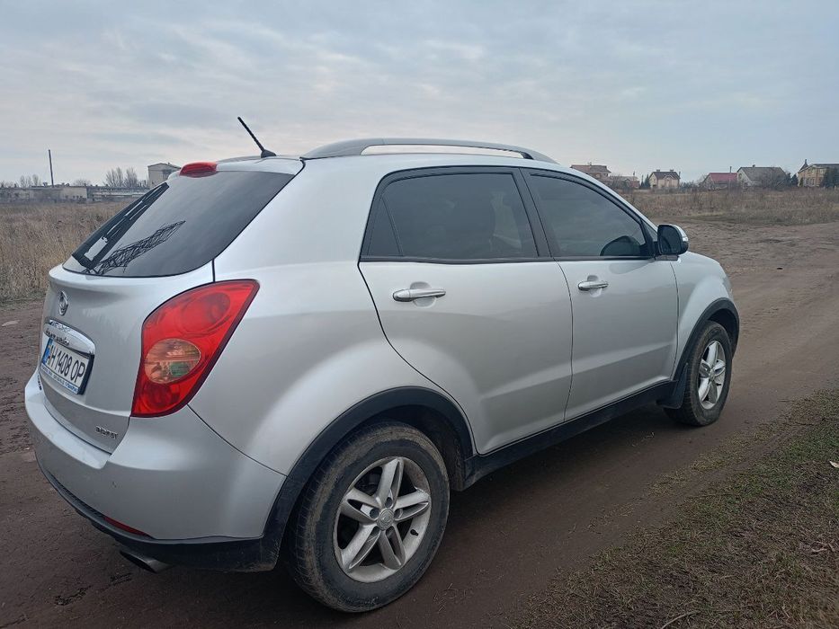 Авто Ssang yong Corando