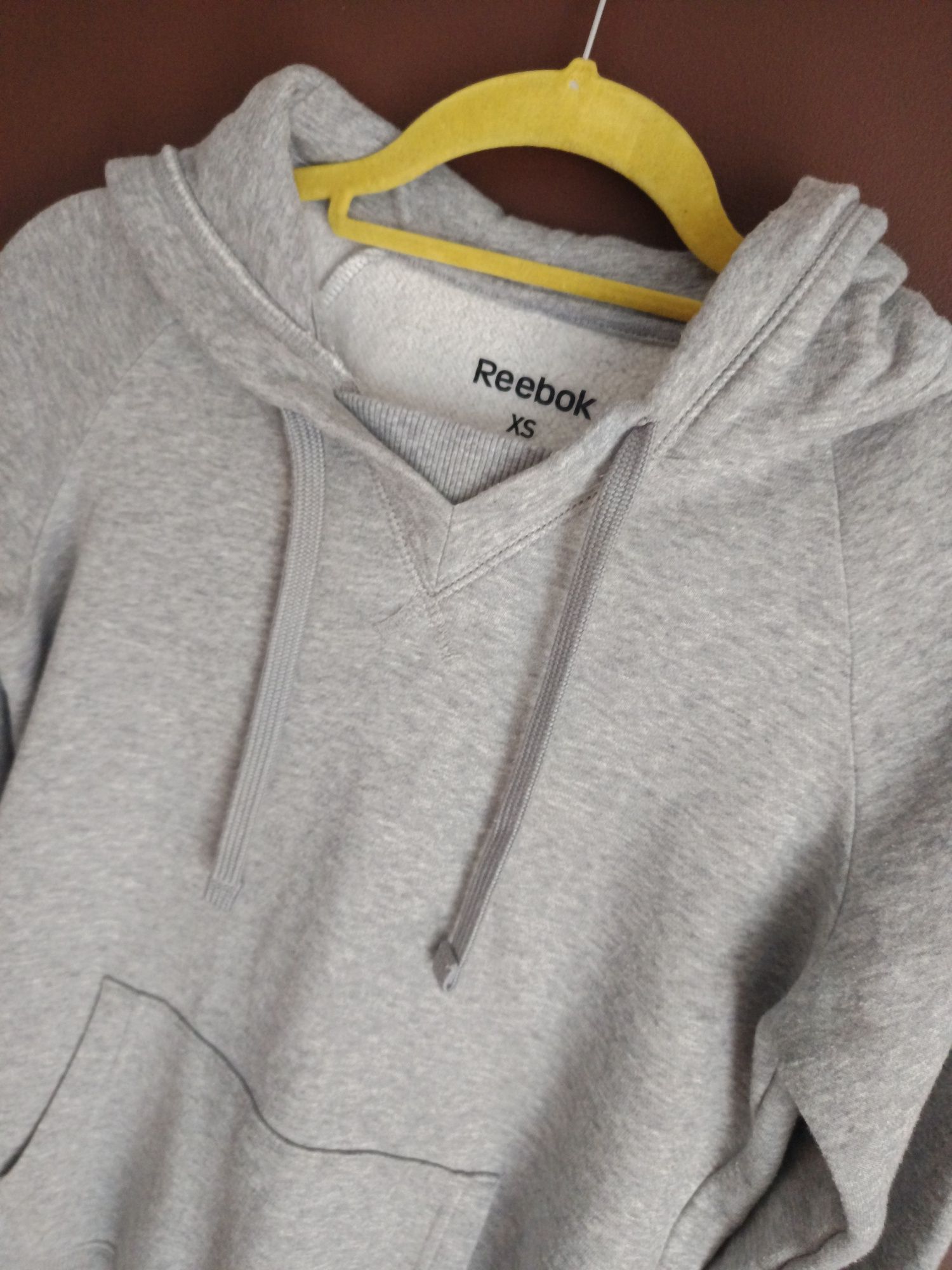 Bluza damska szara Reebok XS kangurka z kapturem
