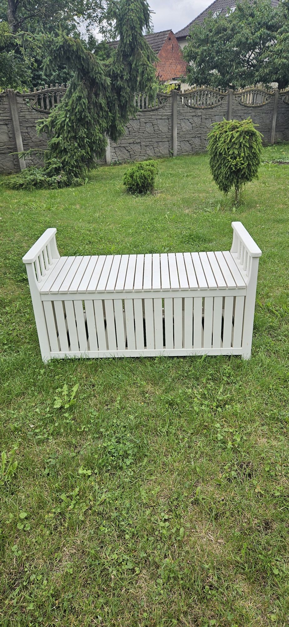 Drewniana skrzynia ogrodowa Ikea Angso
