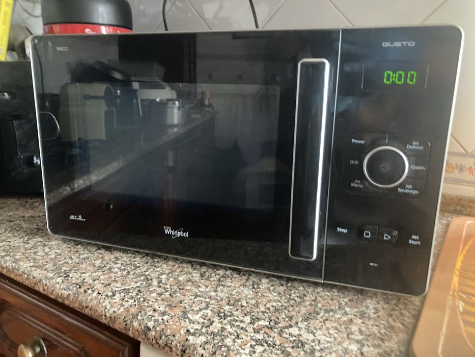 Microondas Gusto whirlpool como novo com grill