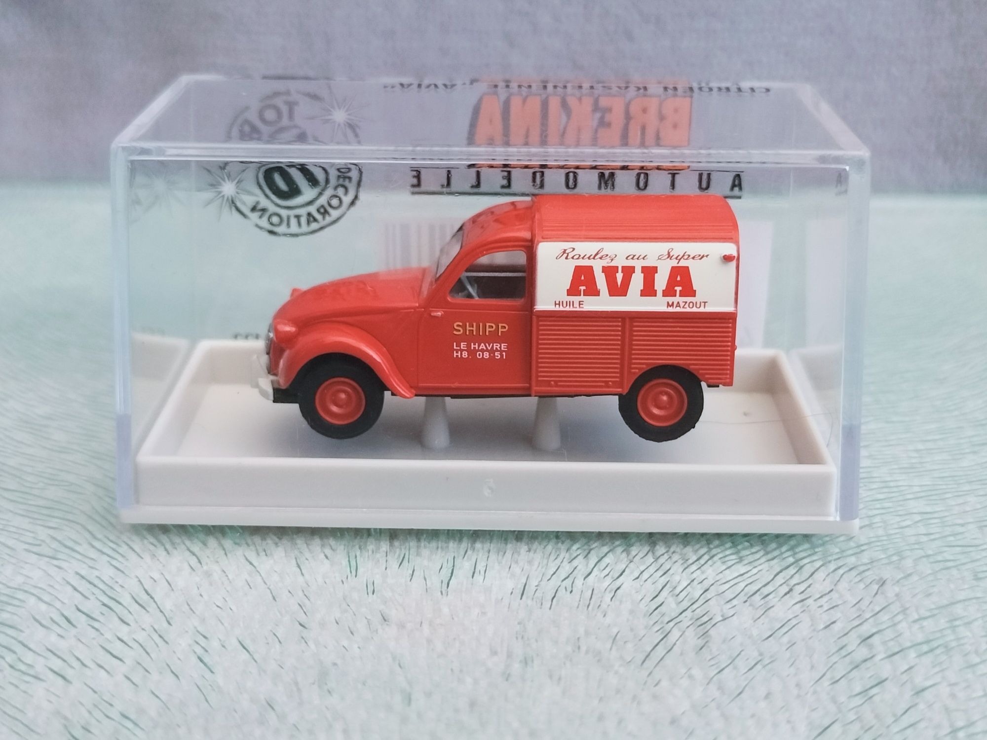 Brekina 1/87 Citroen Kastenente "Avia"  Model 14132 Skala 1:87