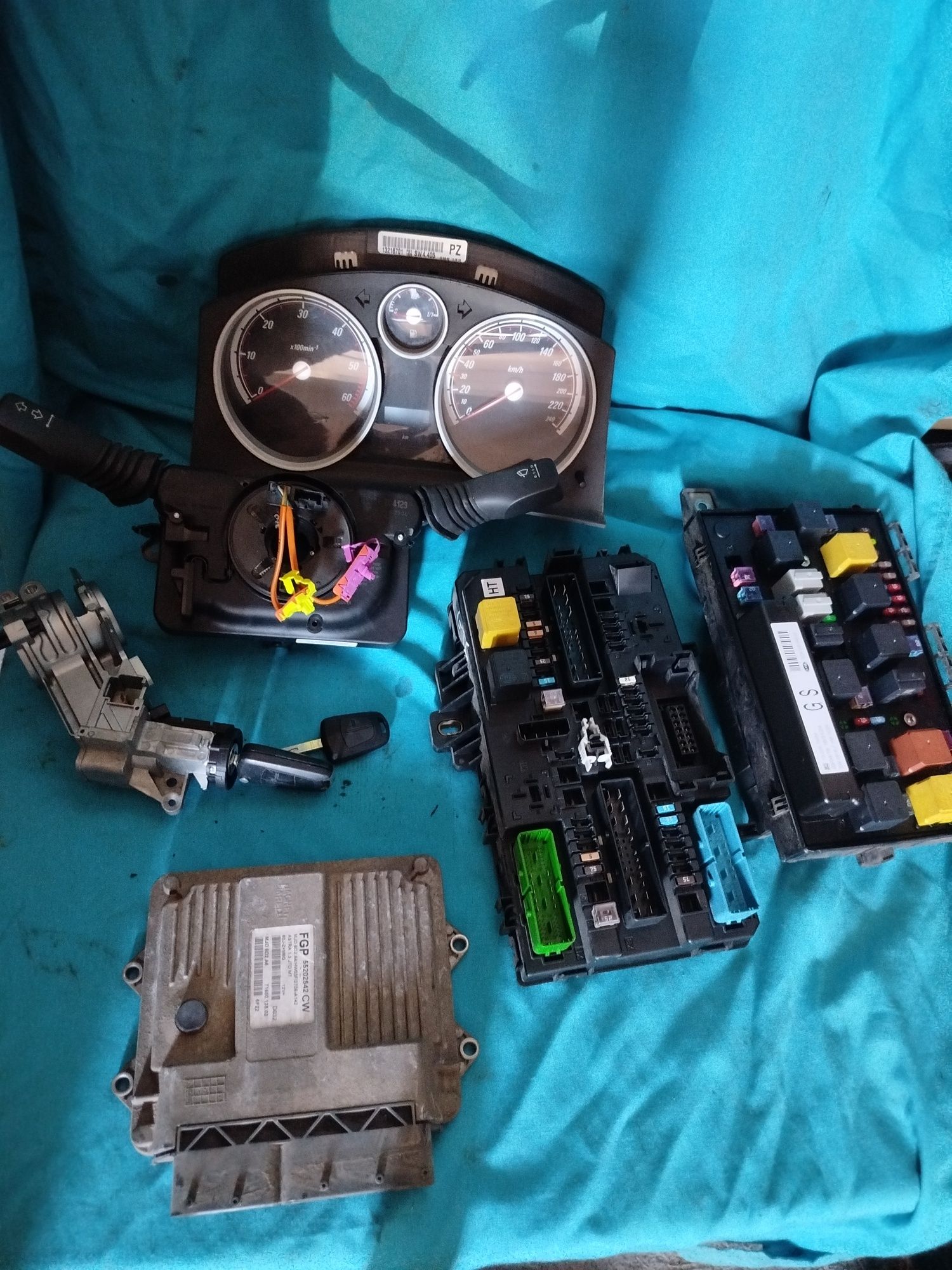Conjunto imobilizador centralina Opel Astra H 1.3 cdti