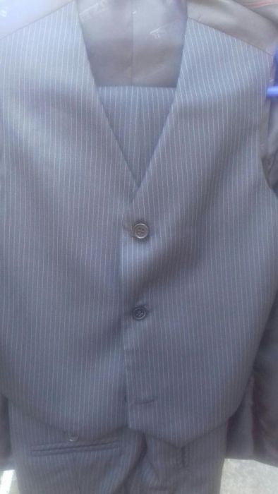 Костюм тройка шкільний Bozer піджак 134р