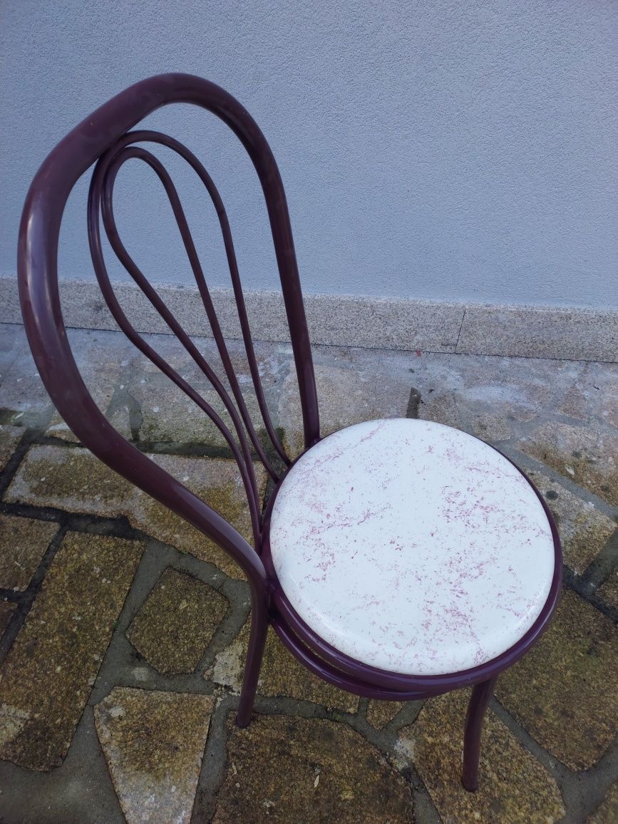 Vendo Cadeira de Jardim conjunto de 6