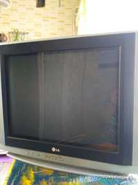 Продам телевизор LG 21FS2CLX