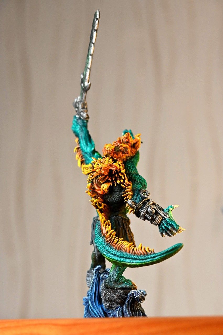 Pomalowana figurka jaszczur d&d warhammer, 17cm