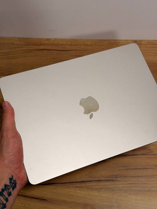MacBook M2 Gold 256GB A2681/ Ідеальний стан /АКБ 92%/повний комплект