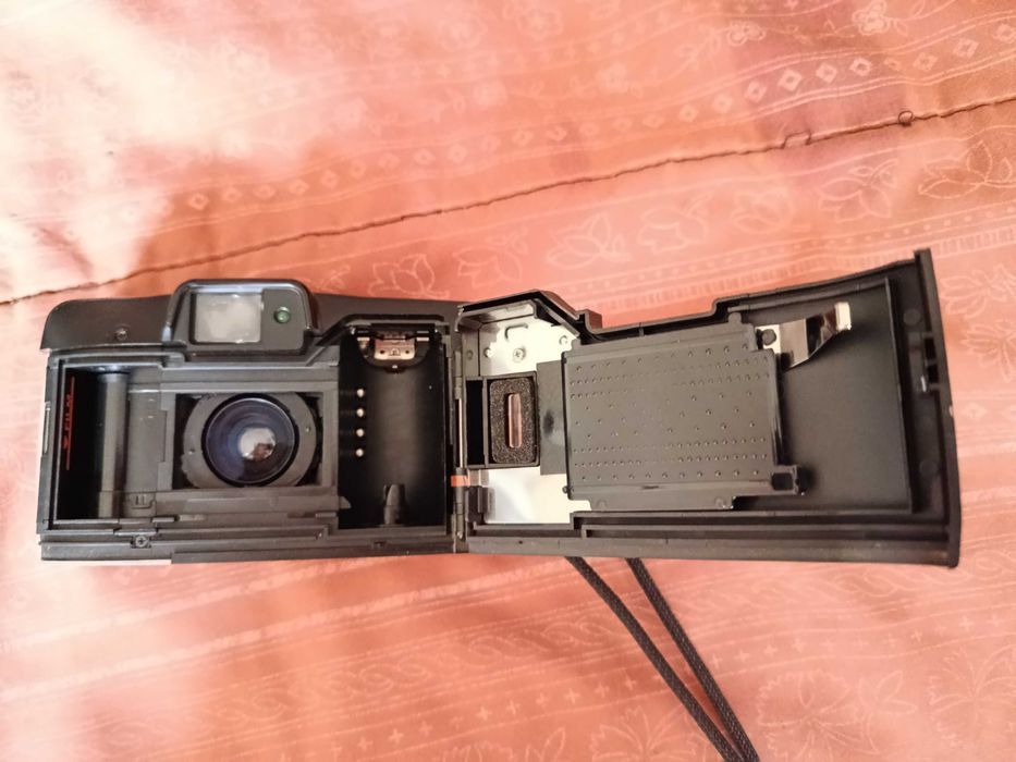 Câmara analógica Canon Prima Zoom Shot AiAf