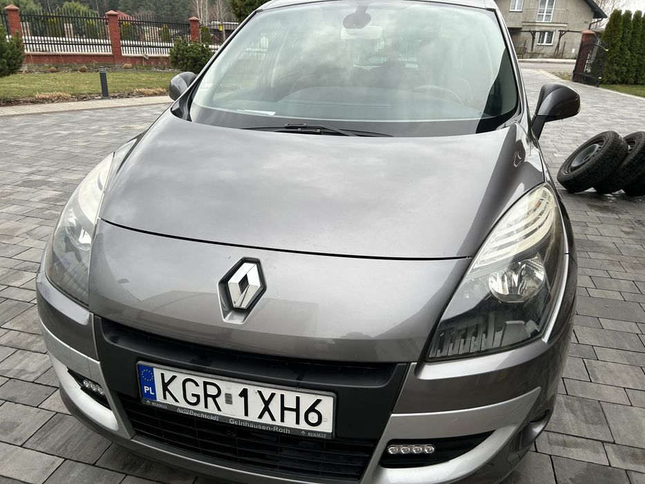 Renault  Scenic  III