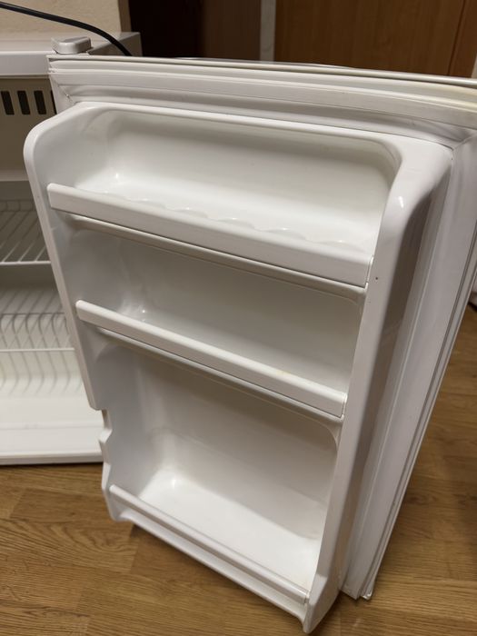 Мини холодильник Daewoo 72см б/у