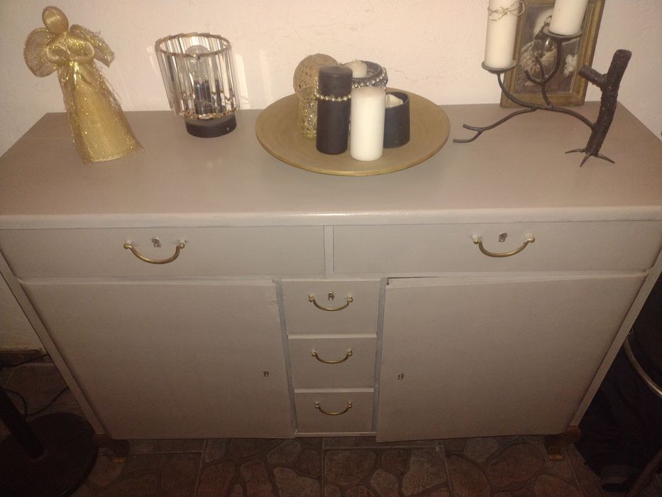 Komoda stylowa   z drewna