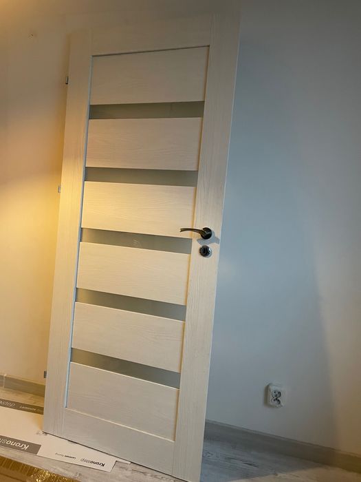 Drzwi wewnętrzne pokojowe lewe