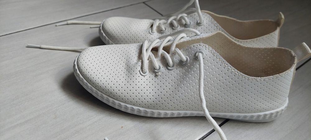 Tenisówki eleganckie rozmiar 38