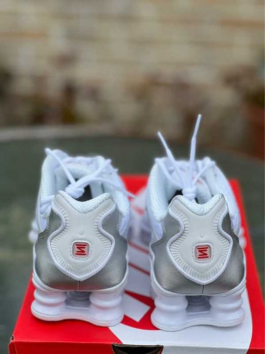 Buty damskie Trampk Nike Shox TL White R.42