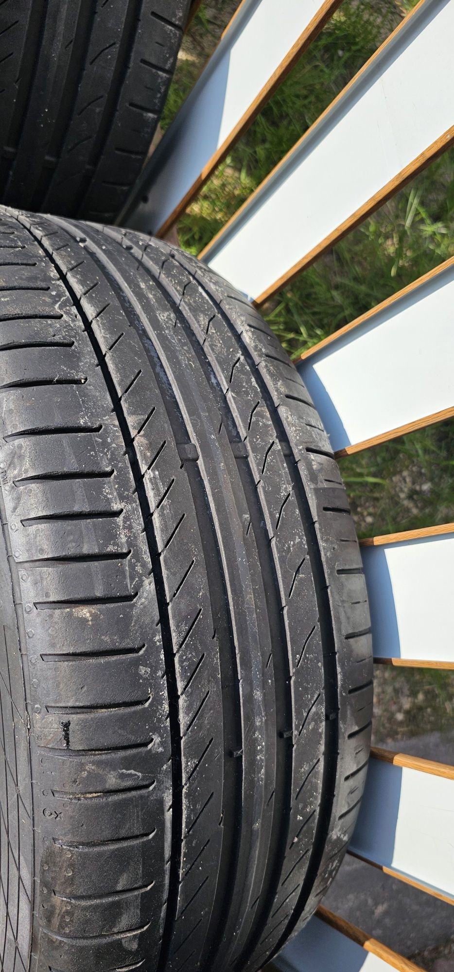 Felgi aluminiowe z oponami letnimi 235/45/18 Ford 5X108