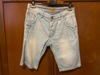 Calções Bershka de ganga clara (homem, tamanho 38)