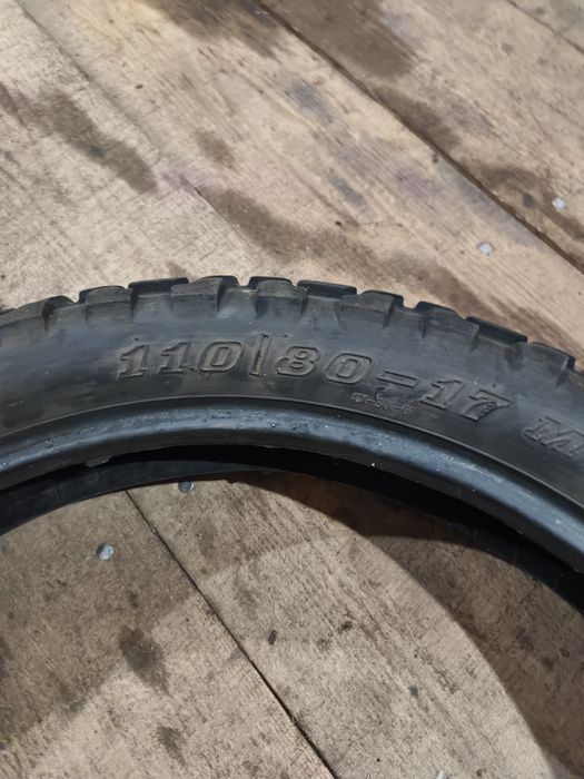 Продам резину  120/80/17. 110/80/17