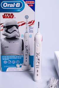 Szczoteczka Oral B  Junior Star Wars