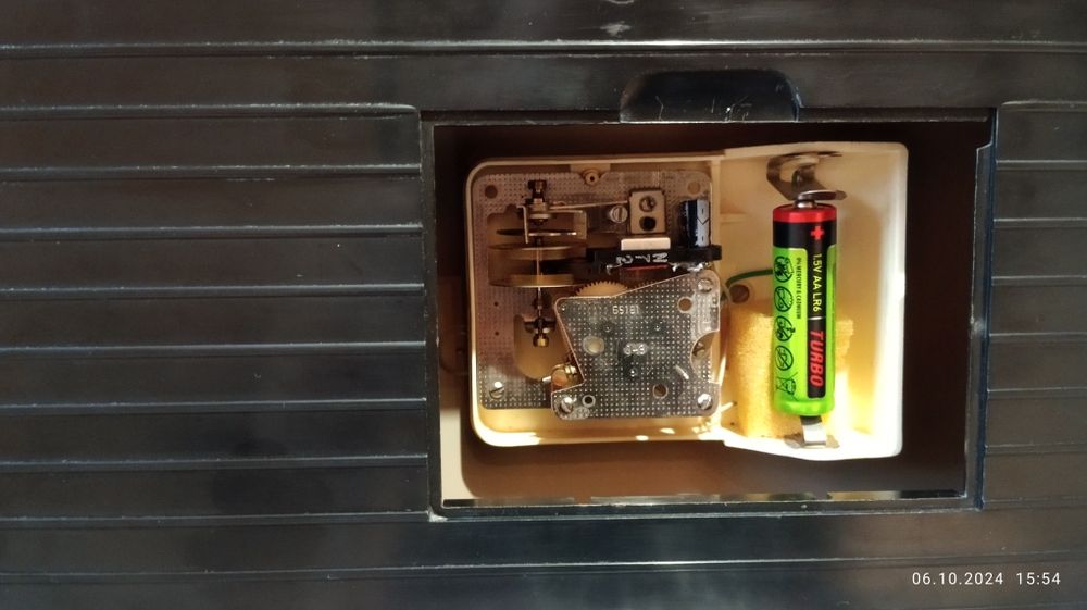 Годинник Янтарь камінний, часів СРСР робочий