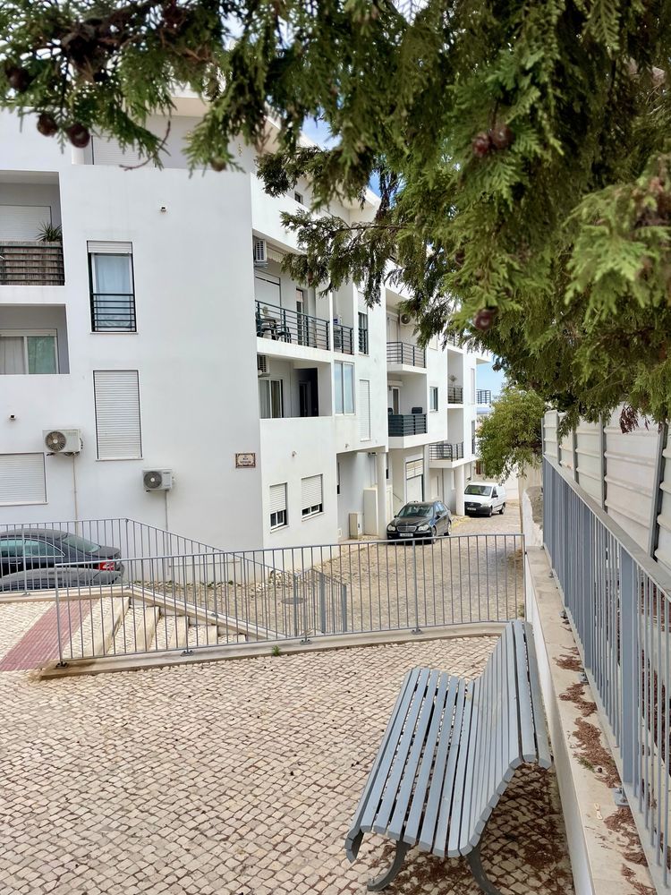 Apartamento T1+1  algarve/pêra