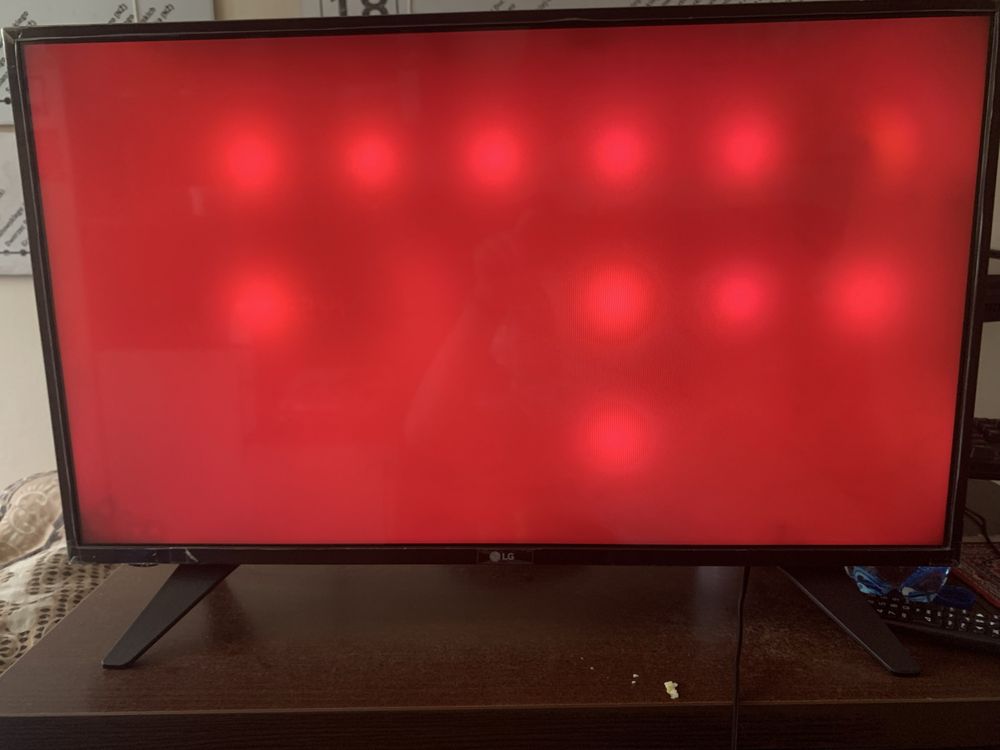 Telewizor LG 32 cale uszkodzony