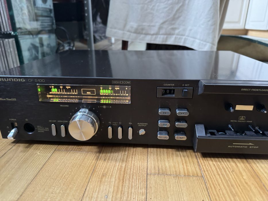 Кассетная дека GRUNDIG CF 5100