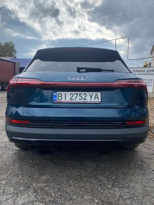 Audi e-tron 2022