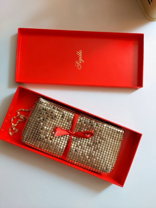 Продам клатч.Новый