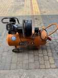 Kompresor dwutłokowy Kaeser 100l 380v