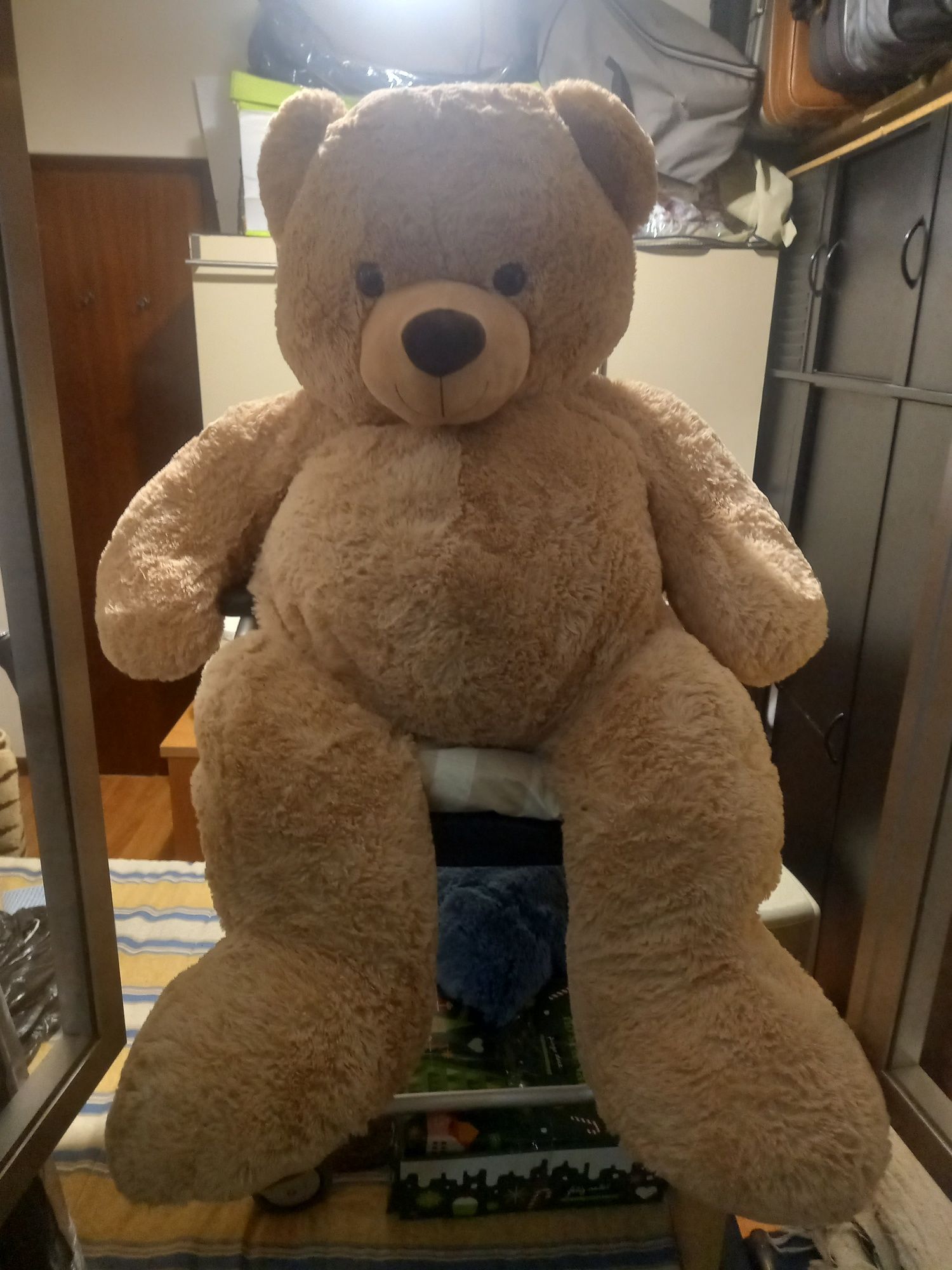 Vendo urso Gigante Novo  bege