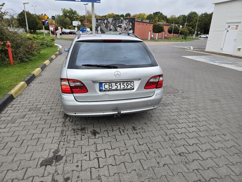 MERCEDES W211 3.2CDI Avangarde R6