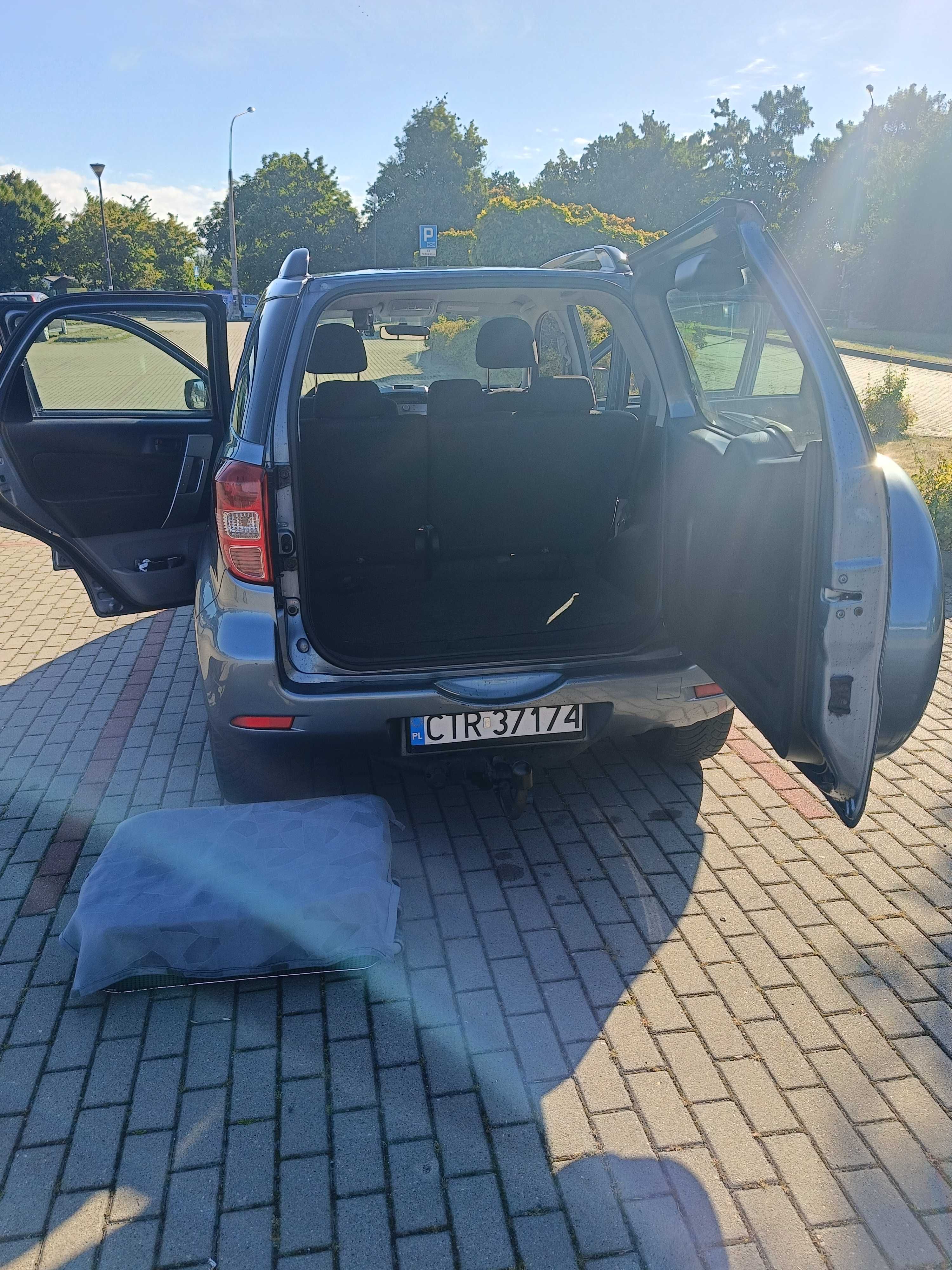 Daihatsu Terios  II 1.5 benzyna, mały zwinny, niezawodny.