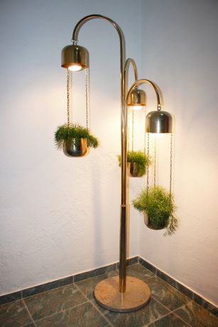 Candeeiro de pé alto com suporte para vasos - Design - Retro
