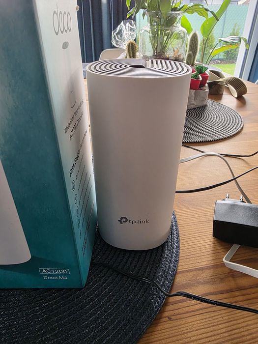 Tp link Deco M4. Router wifi