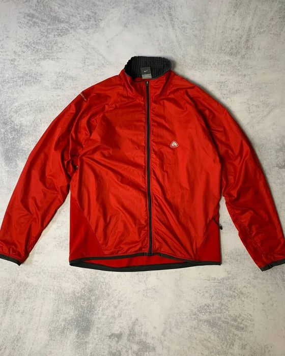 Nike acg чоловіча вінтажна вітровка куртка