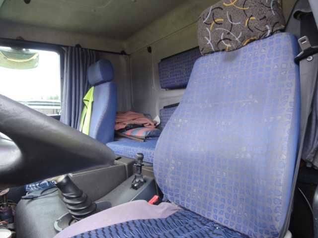 MAN le 220 C pomoc drogowa