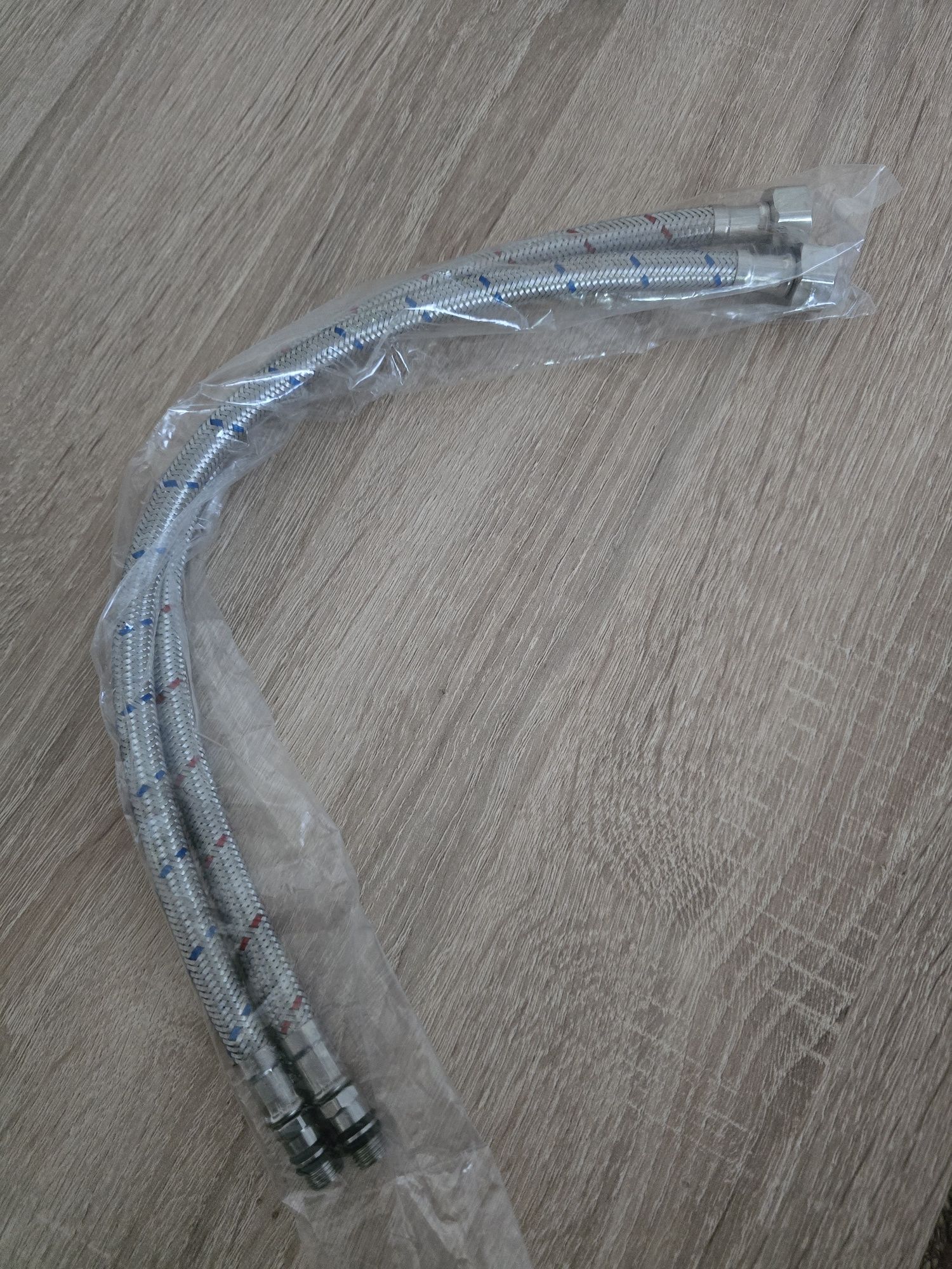 Wężyk do wody M8 W3/7 40cm