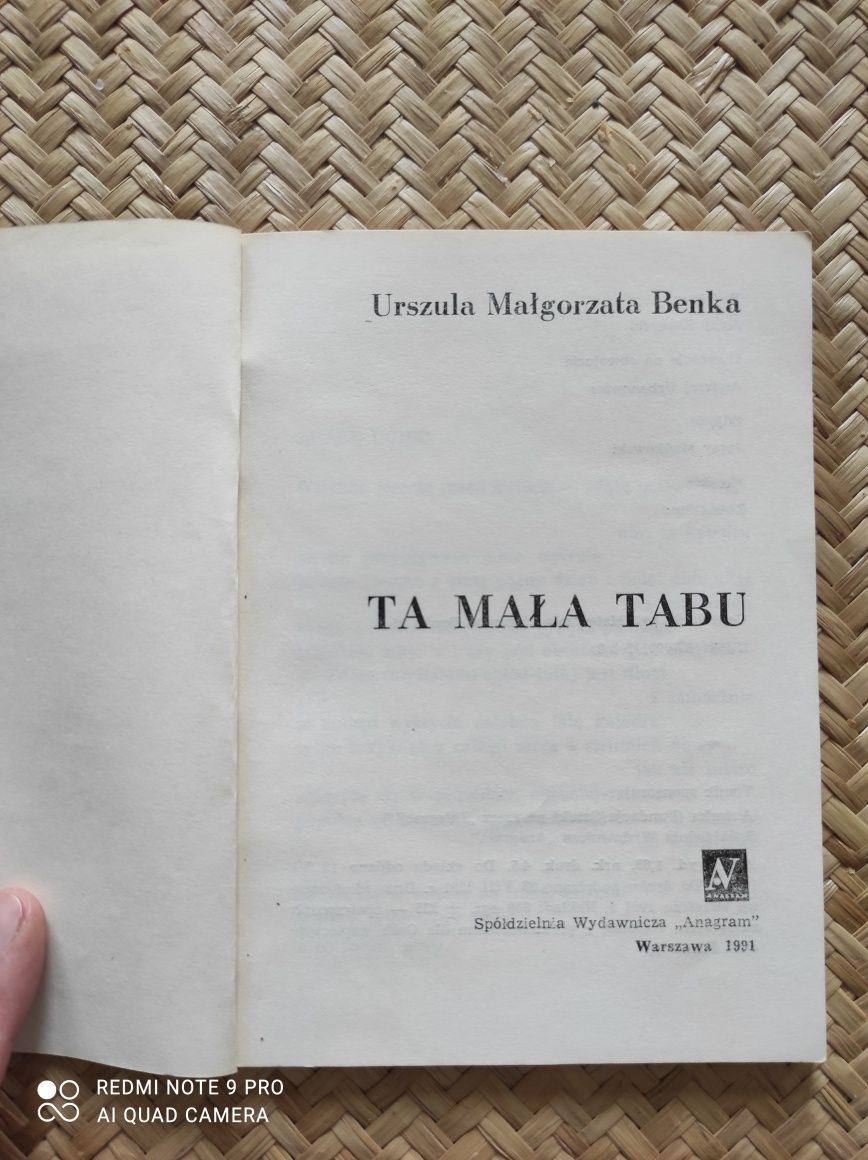 U.M. Benka Ta mała tabu poezja