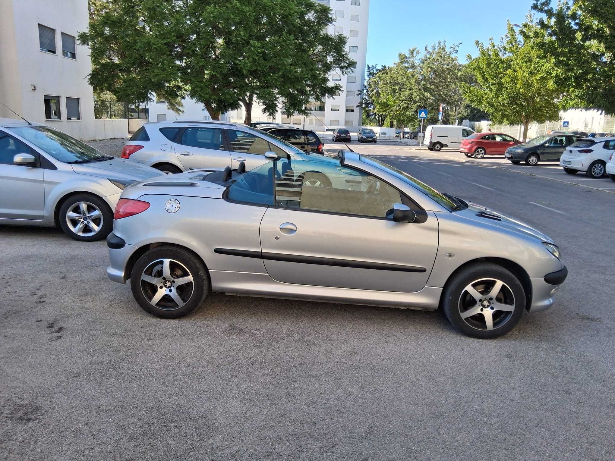 Pegeout 206cc cabrio d garagem