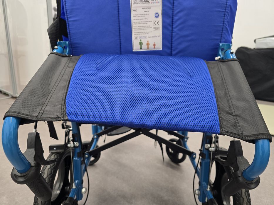 Cadeira de rodas adulto
