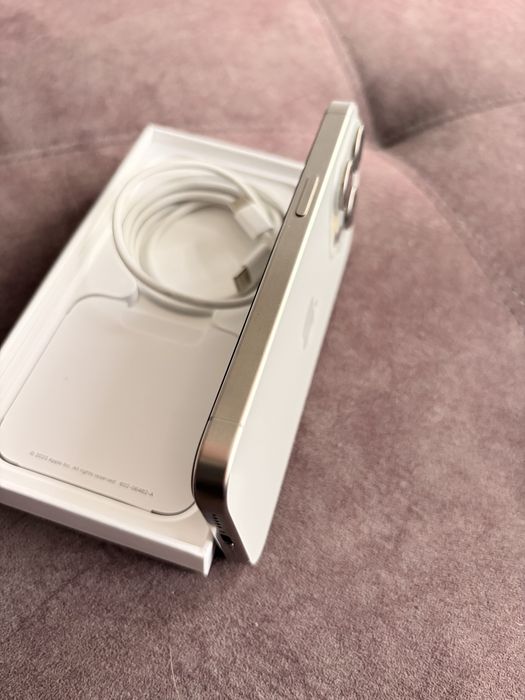 IPhone 15 pro (Айфон 15 про) 256 гб