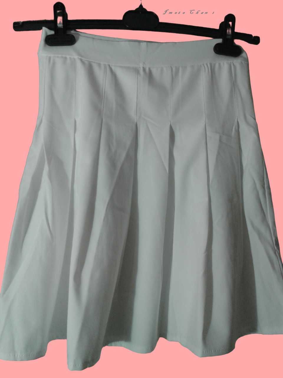 Теннисный костюм белый  топ с завязками жакет + юбка