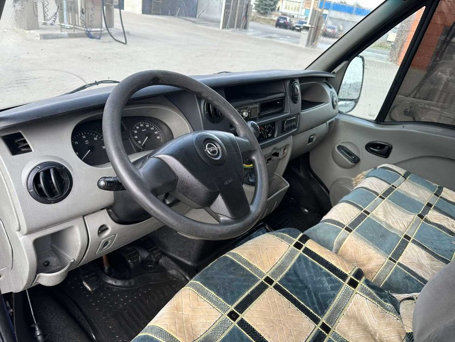 Бус Renault Master 2007 року